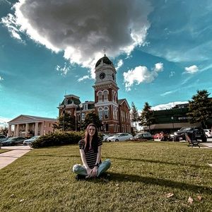 Meet your Posher, Brianna